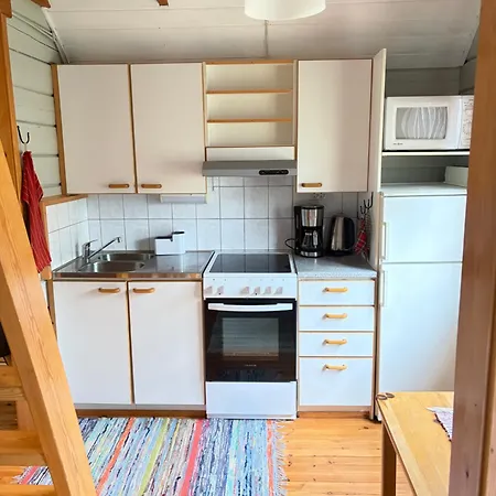 Nyaraló With Own Sauna And Shore Bjorko